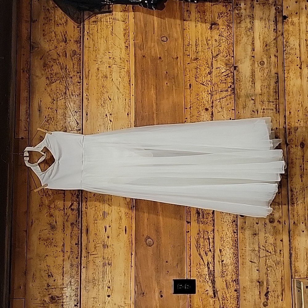 Flowy dance costume